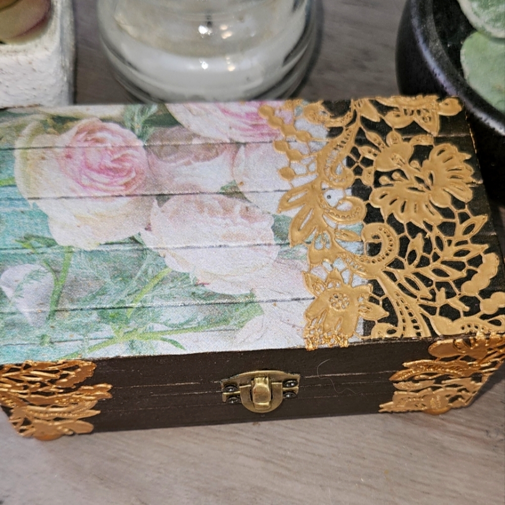 Hand Decorated Floral and Gold Jewlery Box
